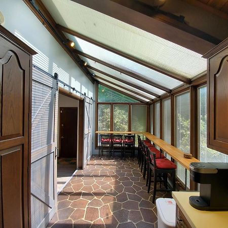 Walk To Pool & Beach - Spacious Gateway, Hot Tub, Game Room Pocono Country Place Eksteriør bilde