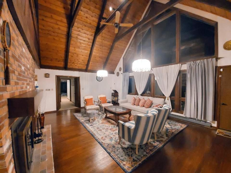 Walk To Pool & Beach - Spacious Gateway, Hot Tub, Game Room Pocono Country Place Eksteriør bilde