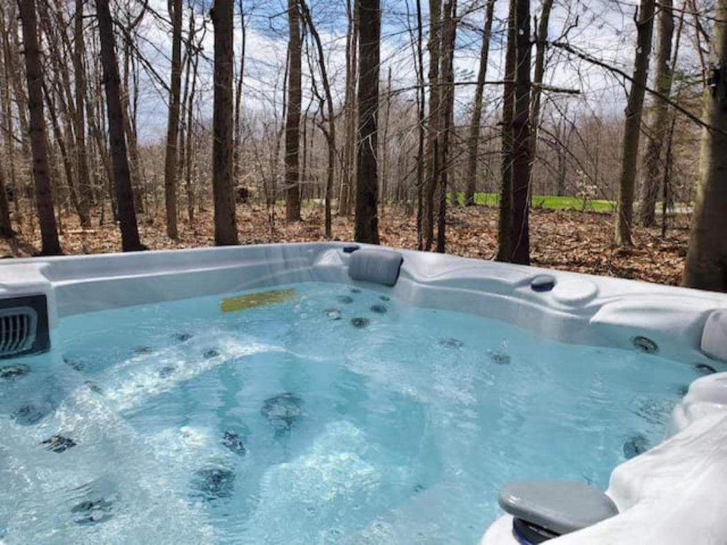 Walk To Pool & Beach - Spacious Gateway, Hot Tub, Game Room Pocono Country Place Eksteriør bilde