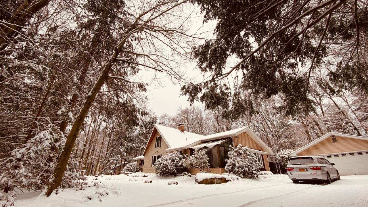 Walk To Pool & Beach - Spacious Gateway, Hot Tub, Game Room Pocono Country Place Eksteriør bilde