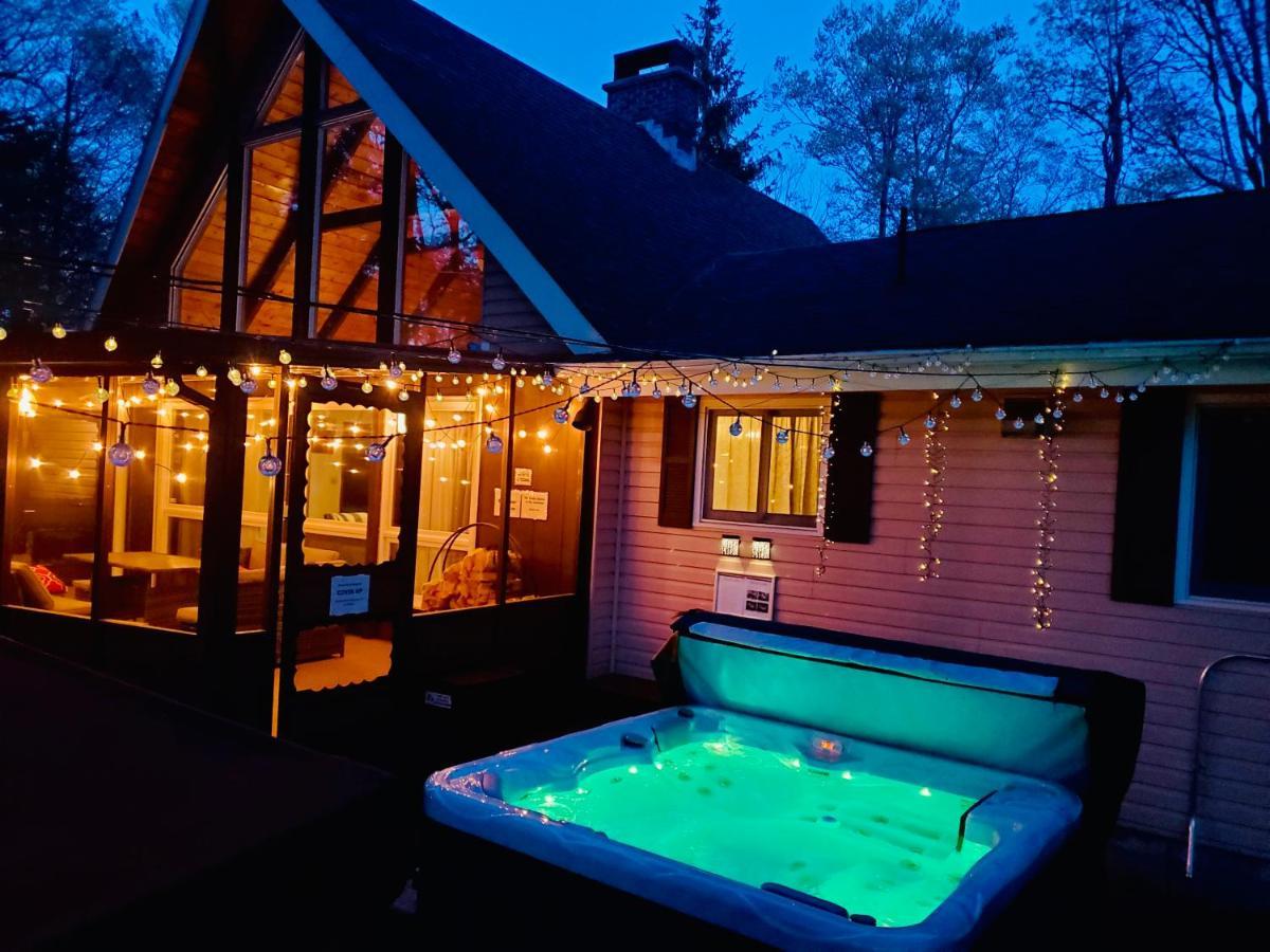 Walk To Pool & Beach - Spacious Gateway, Hot Tub, Game Room Pocono Country Place Eksteriør bilde