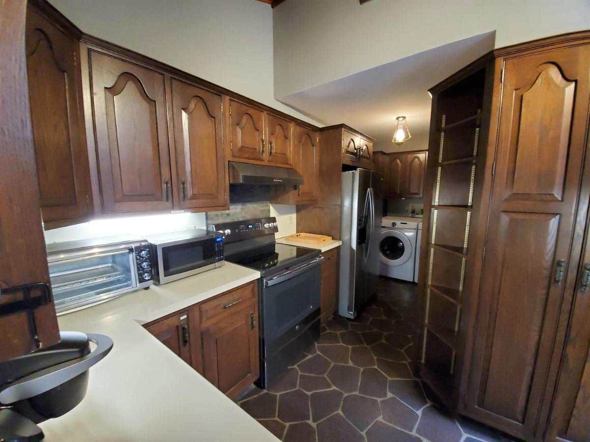 Walk To Pool & Beach - Spacious Gateway, Hot Tub, Game Room Pocono Country Place Eksteriør bilde